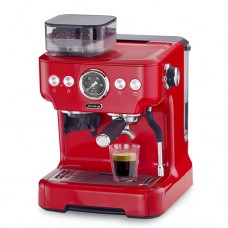 Кавоварка Trisa 6219.8212 Barista Plus червона
