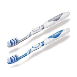 Зубна щітка TRISA Extra White medium